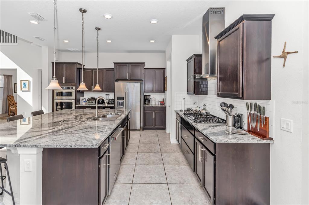 Lake Mary, Florida, 32746, United States, 4 Bedrooms Bedrooms, ,4 BathroomsBathrooms,Residential,For Sale,1995603