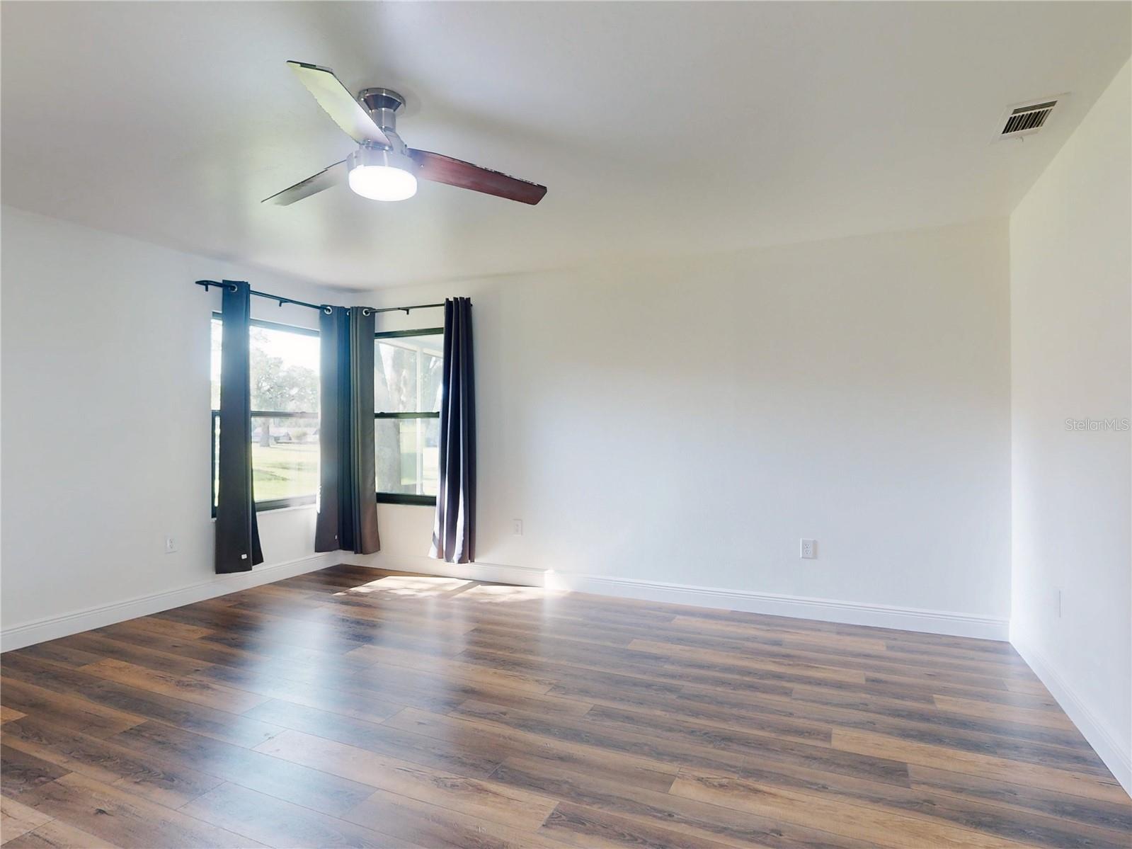 OCALA, Florida, 34482, United States, 3 Bedrooms Bedrooms, ,2 BathroomsBathrooms,Residential,For Sale,1766326