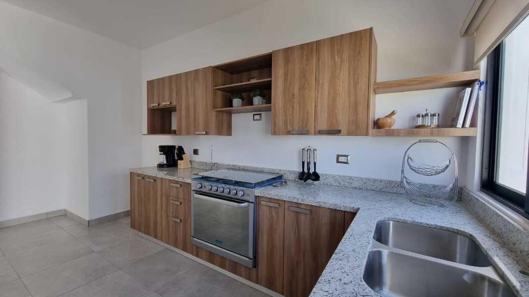 LA RIOJA RESIDENCIAL, Torreón, Coahuila de Zaragoza, 27018, Mexico, 3 Bedrooms Bedrooms, ,2 BathroomsBathrooms,Residential,For Sale,LA RIOJA RESIDENCIAL,1416094