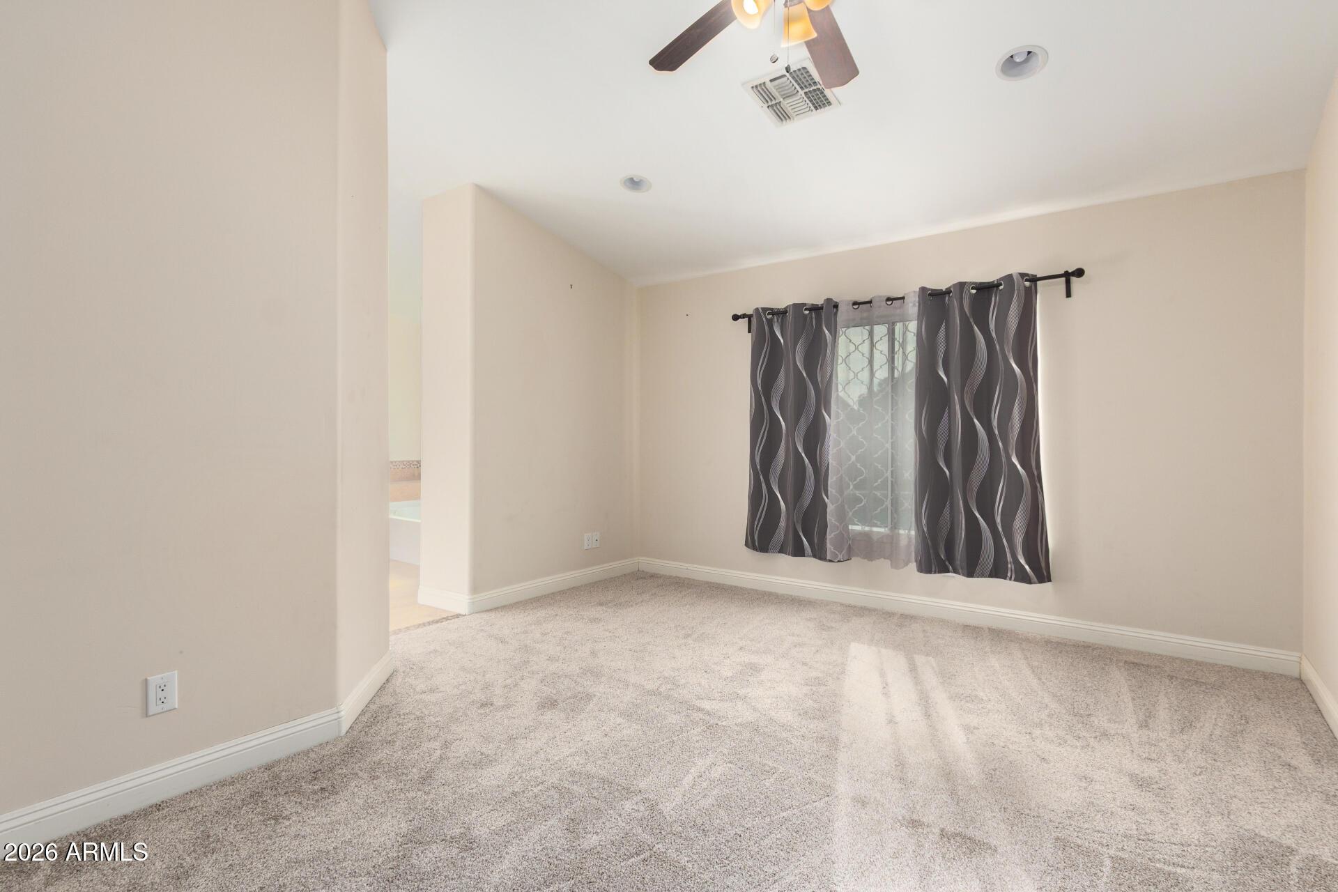 Glendale, Arizona, 85306, United States, 4 Bedrooms Bedrooms, ,4 BathroomsBathrooms,Residential,For Sale,2008151