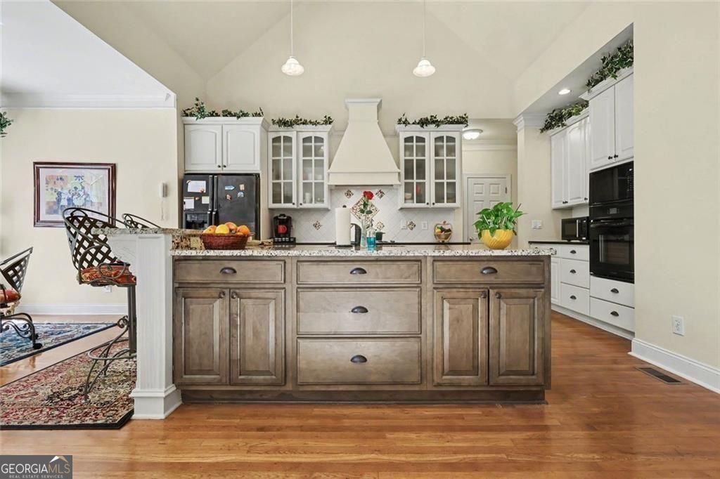 Atlanta, Georgia, 30331, United States, 6 Bedrooms Bedrooms, ,5 BathroomsBathrooms,Residential,For Sale,2036323