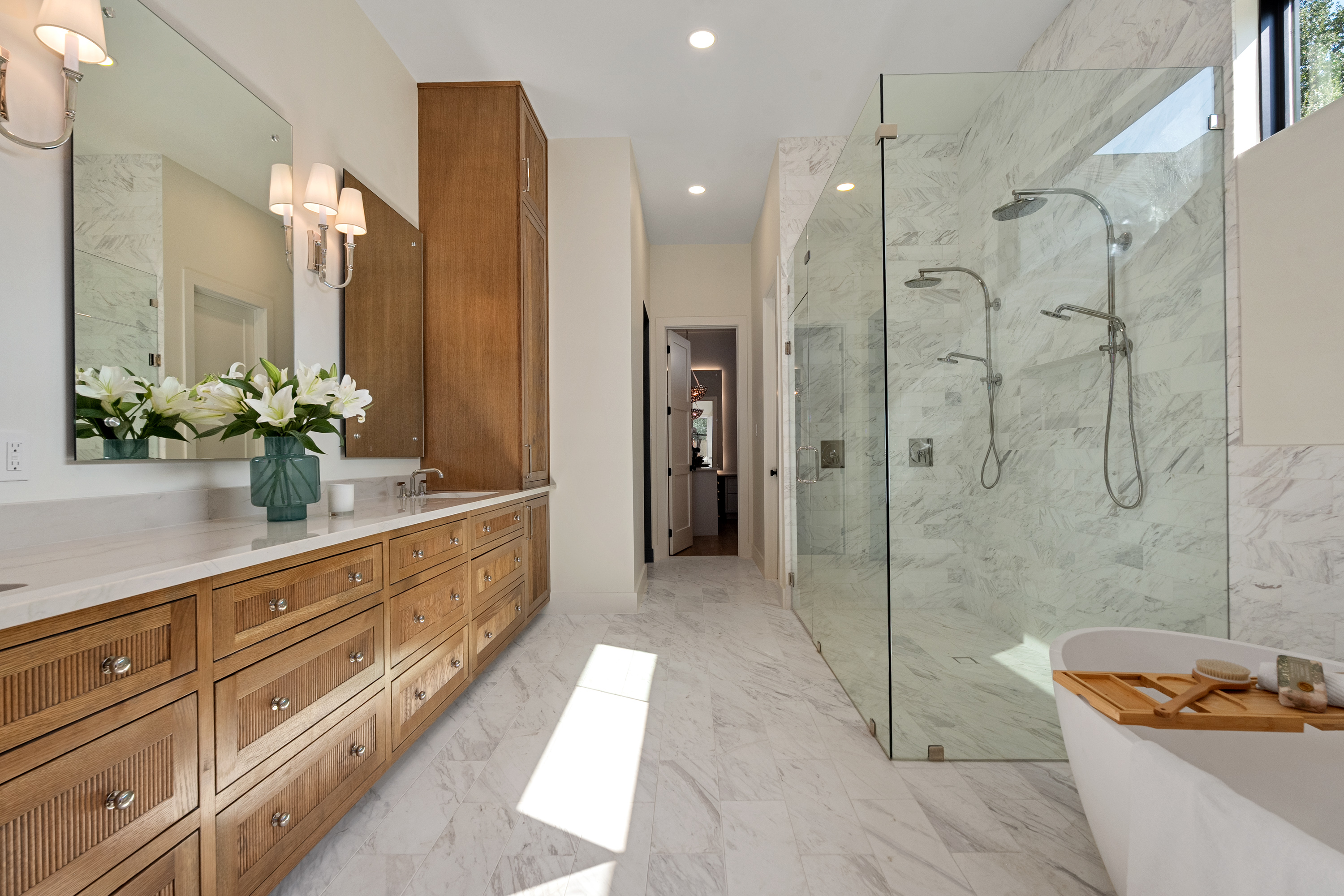  Sophisticated Transitional Design - 物件實景