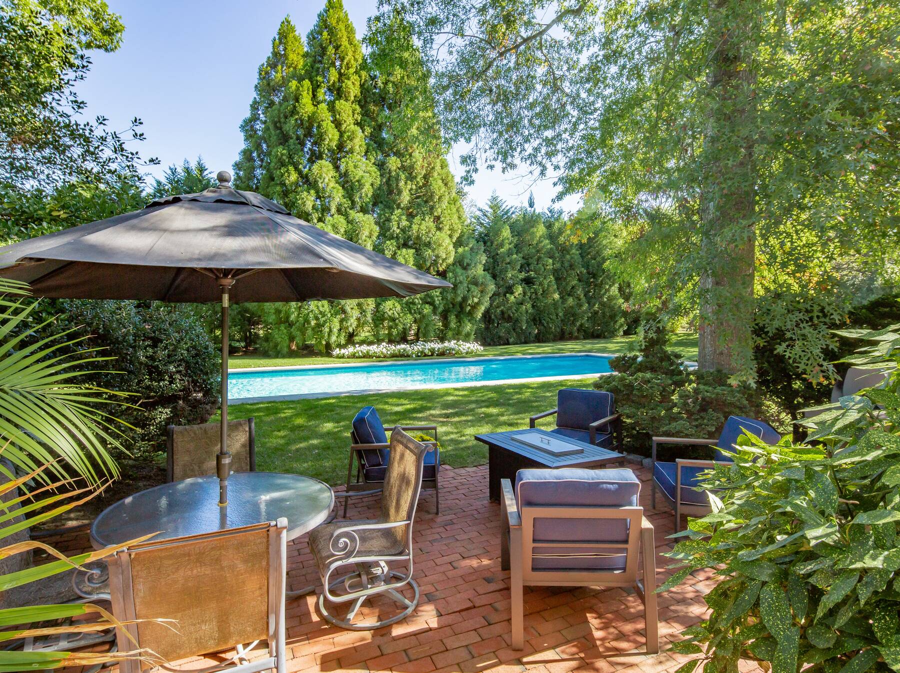  Southampton 4 Bedroom Traditional - Beautifully Landsacaped - 物件實景