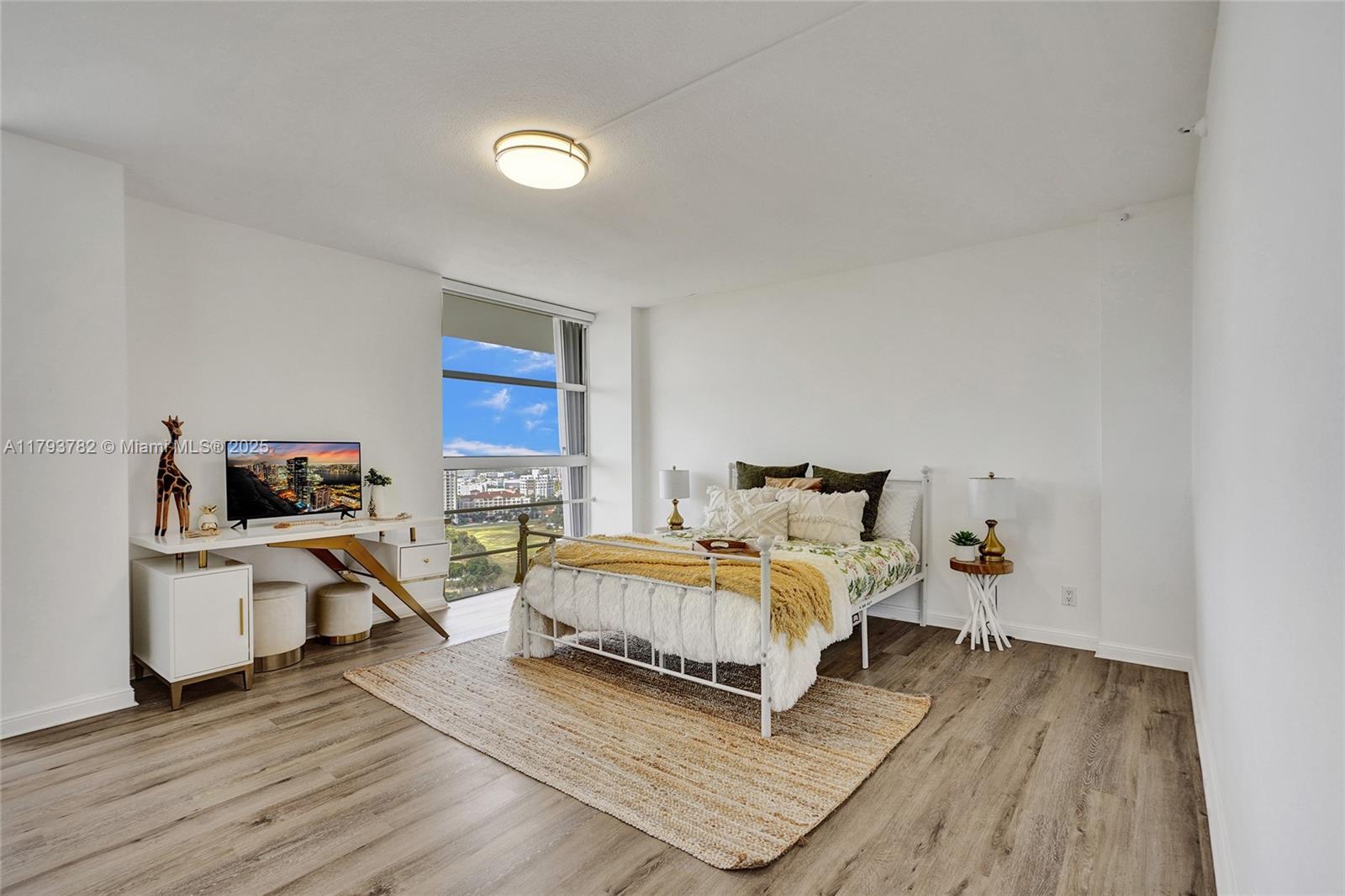 Aventura, Florida, 33180, United States, 5 Bedrooms Bedrooms, ,4 BathroomsBathrooms,Residential,For Sale,1794425