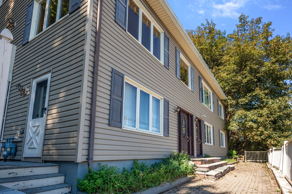 Saugus, Massachusetts, 01906, United States, 5 Bedrooms Bedrooms, ,3 BathroomsBathrooms,Residential,For Sale,1932176