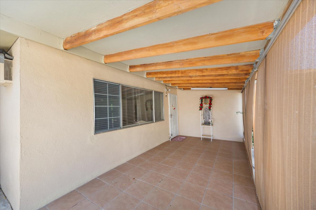 San Jacinto, California, 92583, United States, 6 Bedrooms Bedrooms, ,4 BathroomsBathrooms,Residential,For Sale,1977505