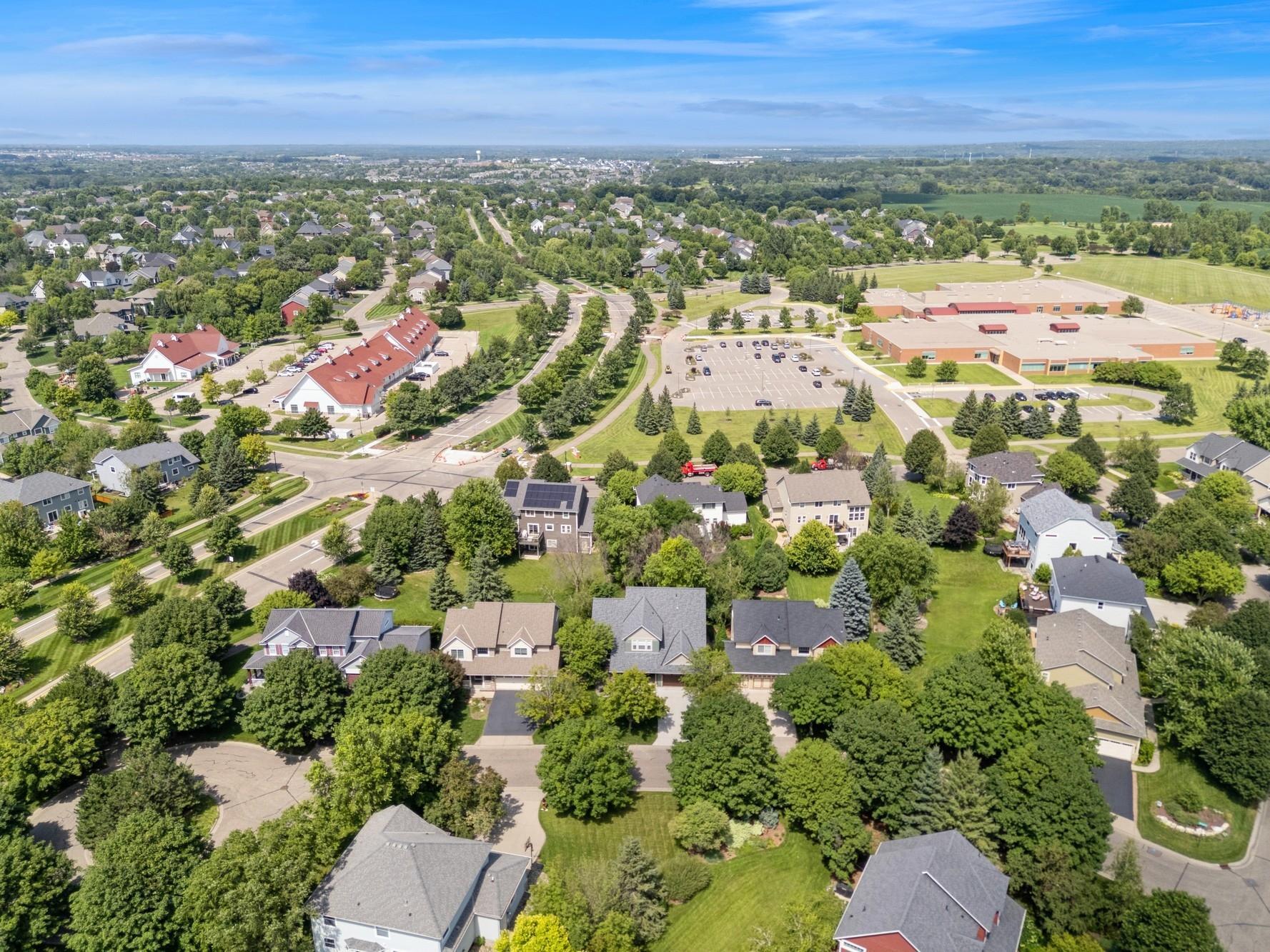 Woodbury, Minnesota, 55129, United States, 5 Bedrooms Bedrooms, ,3 BathroomsBathrooms,Residential,For Sale,1917665