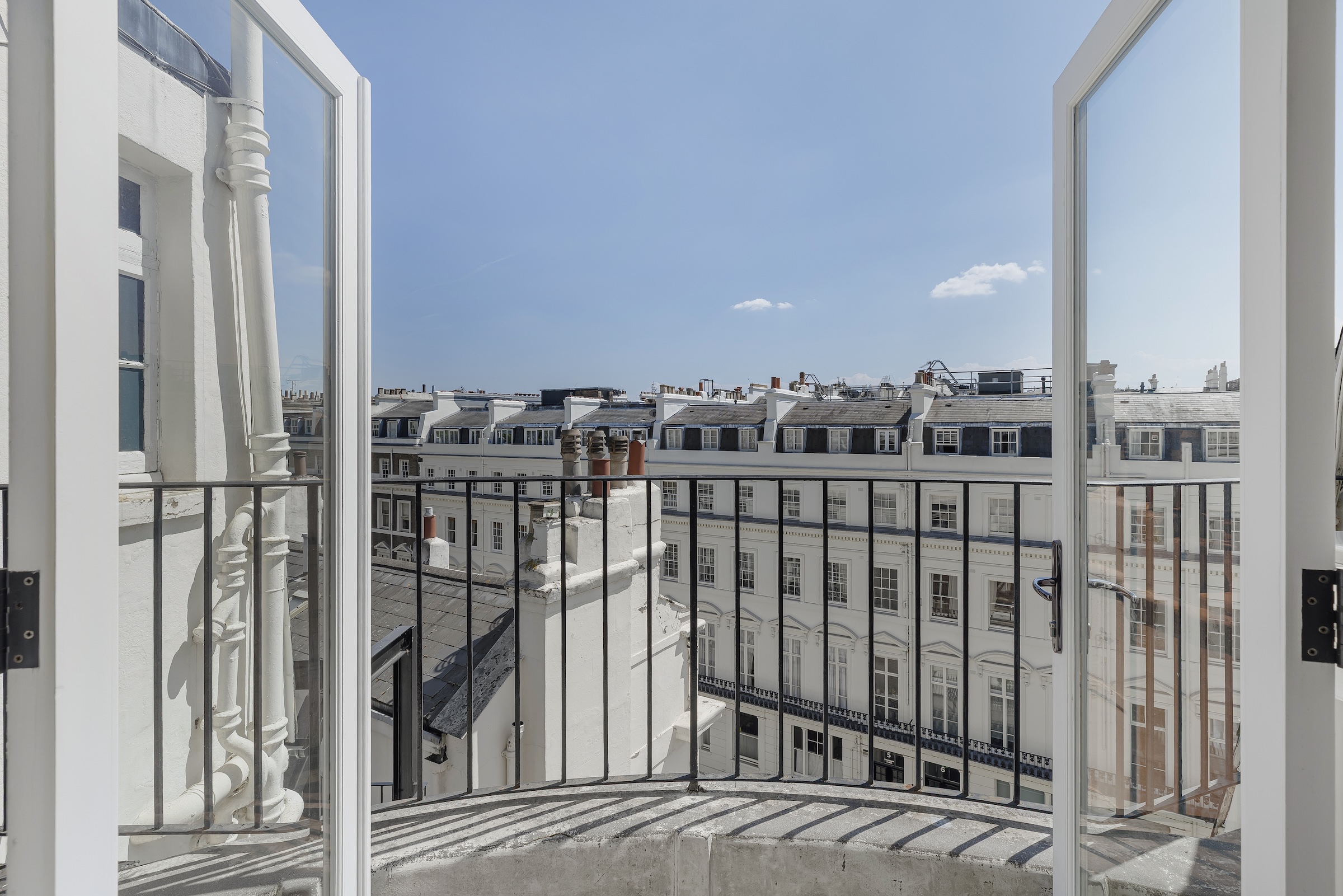  An immaculately finished lateral apartment overlooking Gloucester Square - 物件實景