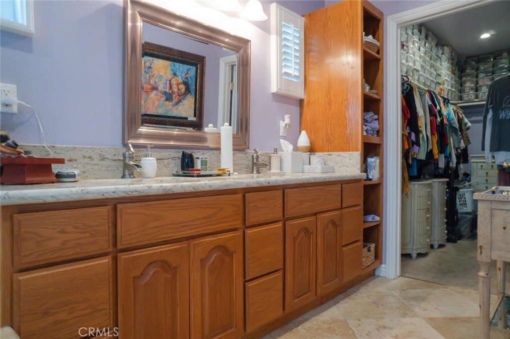 Los Angeles, California, 90008, United States, 3 Bedrooms Bedrooms, ,3 BathroomsBathrooms,Residential,For Sale,2006146