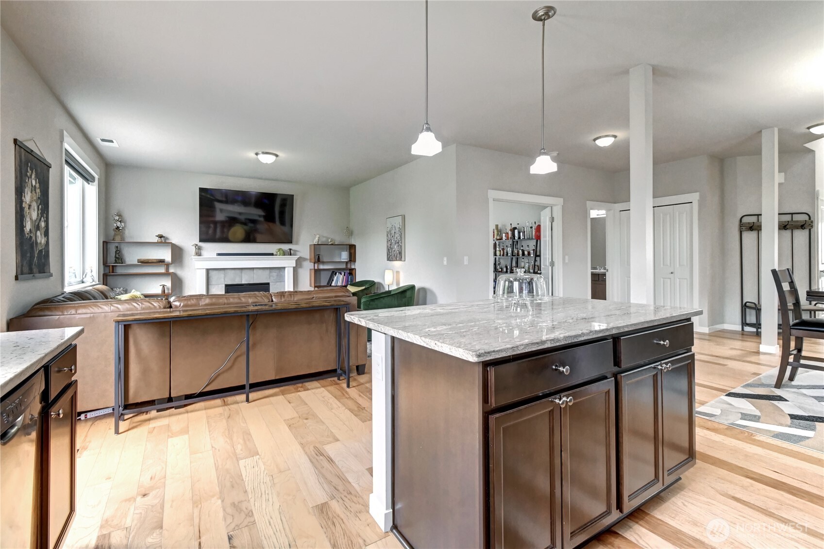 Mount Vernon, Washington, 98273, United States, 3 Bedrooms Bedrooms, ,3 BathroomsBathrooms,Residential,For Sale,1827775