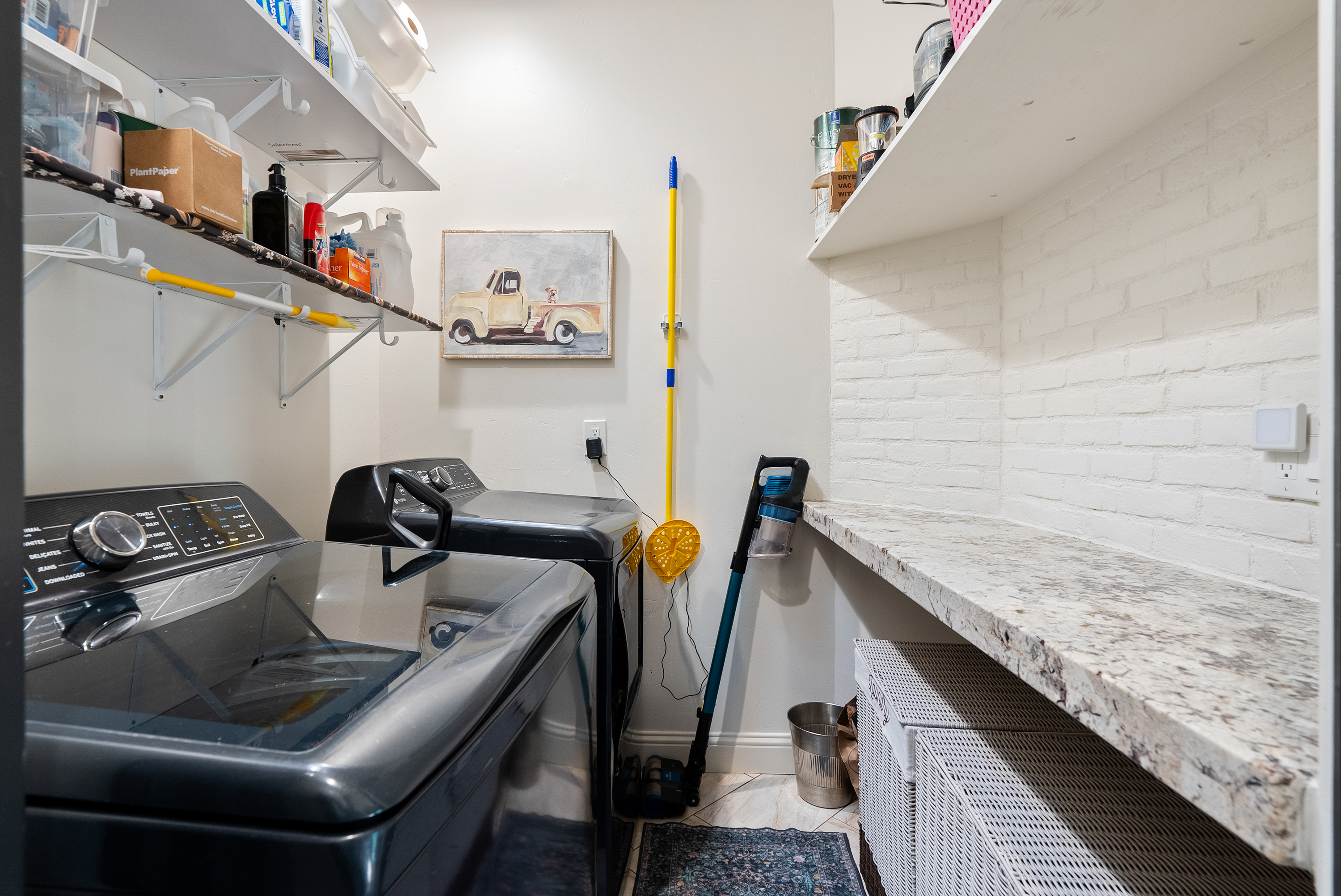  6275 Twin Canyon Lane - 物件實景