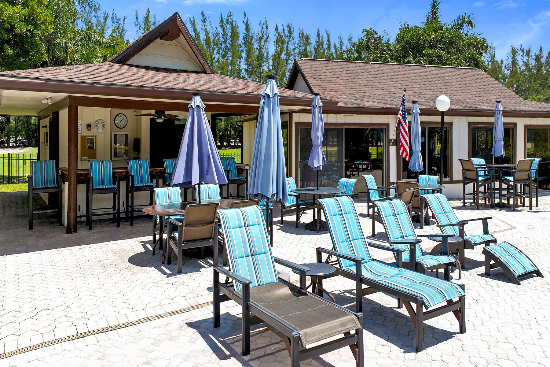  FOREST LAKES GOLF AND TENNIS CLUB - 物件實景