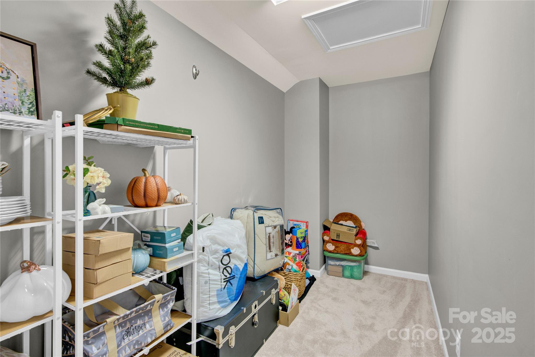 Fort Mill, South Carolina, 29715, United States, 4 Bedrooms Bedrooms, ,3 BathroomsBathrooms,Residential,For Sale,1903712