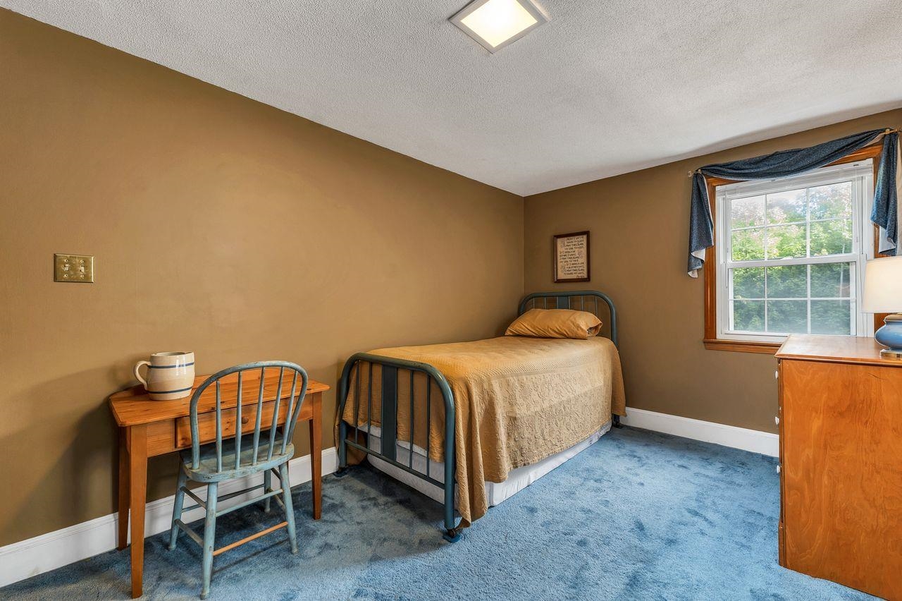 Thornton, New Hampshire, 03285, United States, 4 Bedrooms Bedrooms, ,1 BathroomBathrooms,Residential,For Sale,1940413