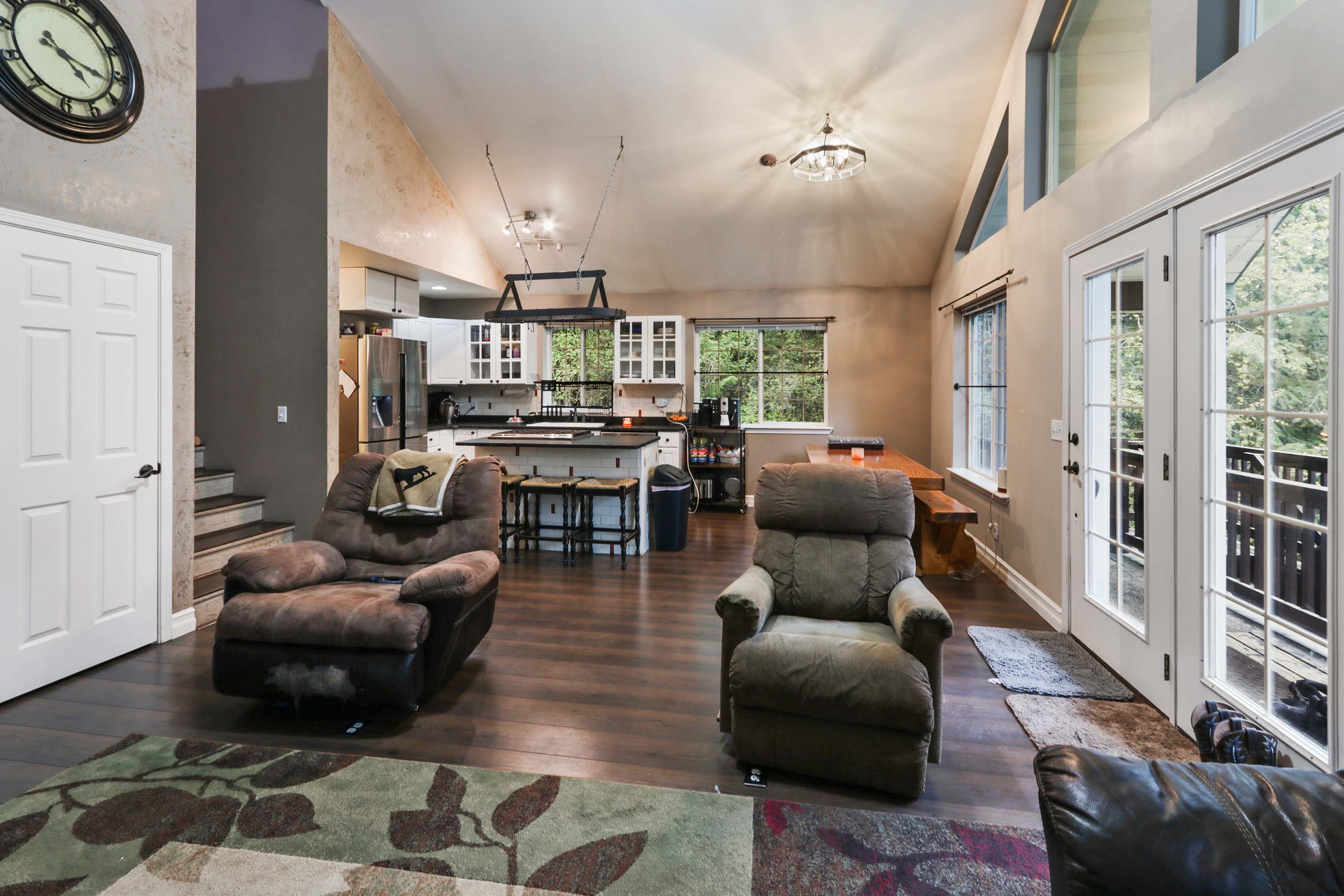Sandpoint, Idaho, 83864, United States, 3 Bedrooms Bedrooms, ,2 BathroomsBathrooms,Residential,For Sale,1924530
