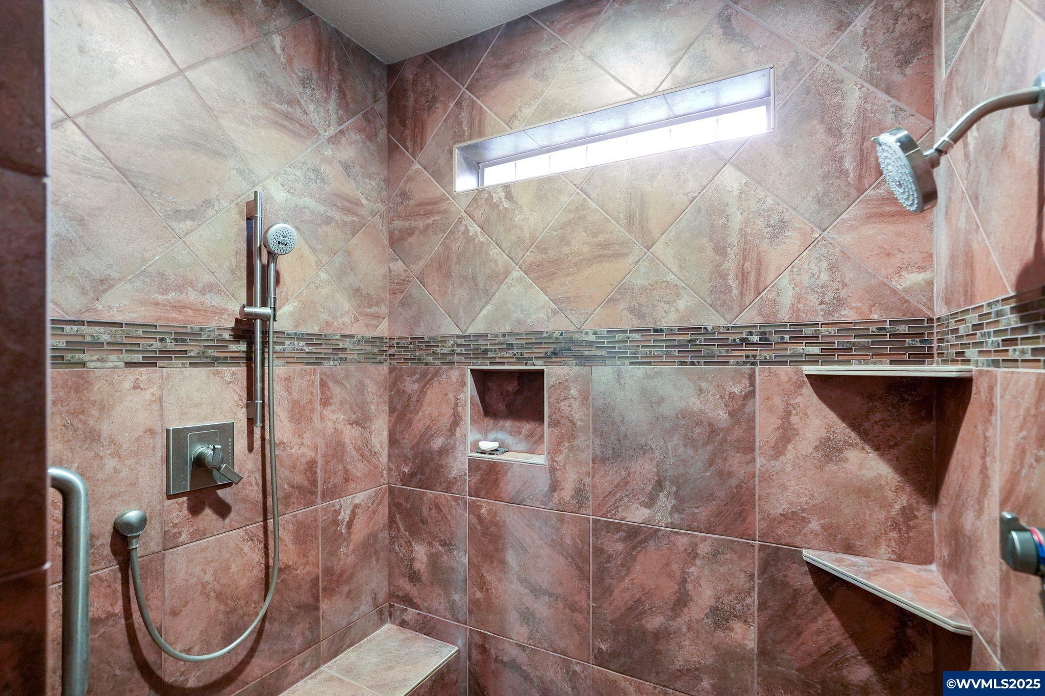 Salem, Oregon, 97317, United States, 3 Bedrooms Bedrooms, ,3 BathroomsBathrooms,Residential,For Sale,1903725