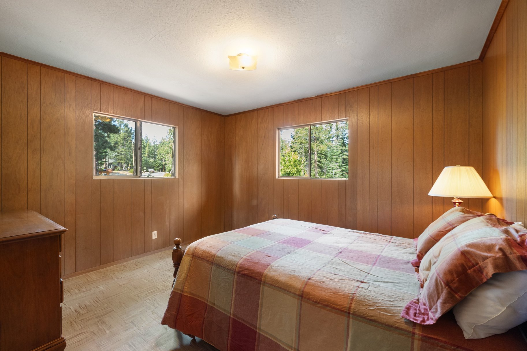  Charming Tahoe Cabin Beside Forest Service Land—Your Mountain Getaway Awaits - 物件實景