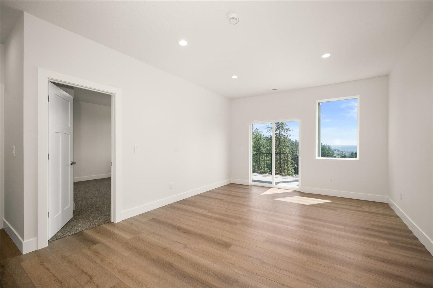 Spokane, Washington, 99208, United States, 4 Bedrooms Bedrooms, ,3 BathroomsBathrooms,Residential,For Sale,1940467