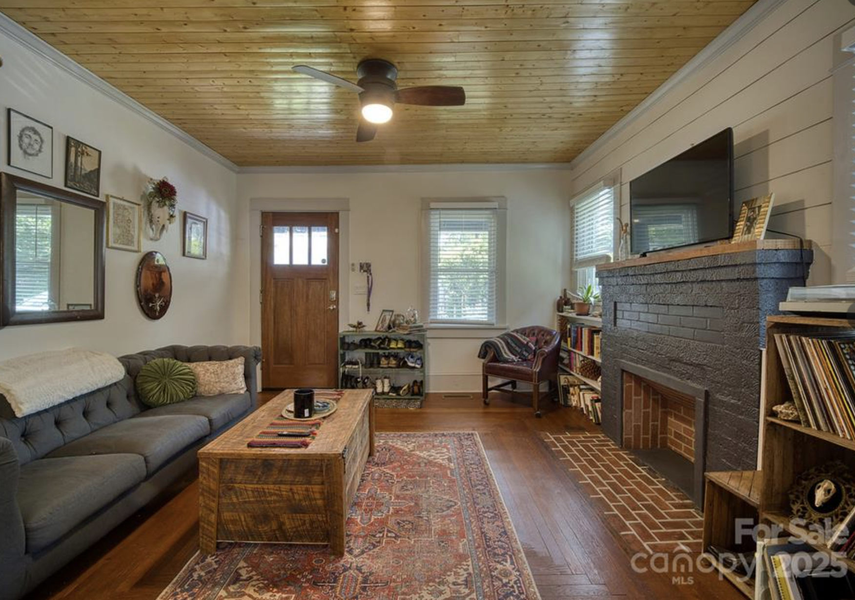 Asheville, North Carolina, 28806, United States, 4 Bedrooms Bedrooms, ,3 BathroomsBathrooms,Residential,For Sale,1953604