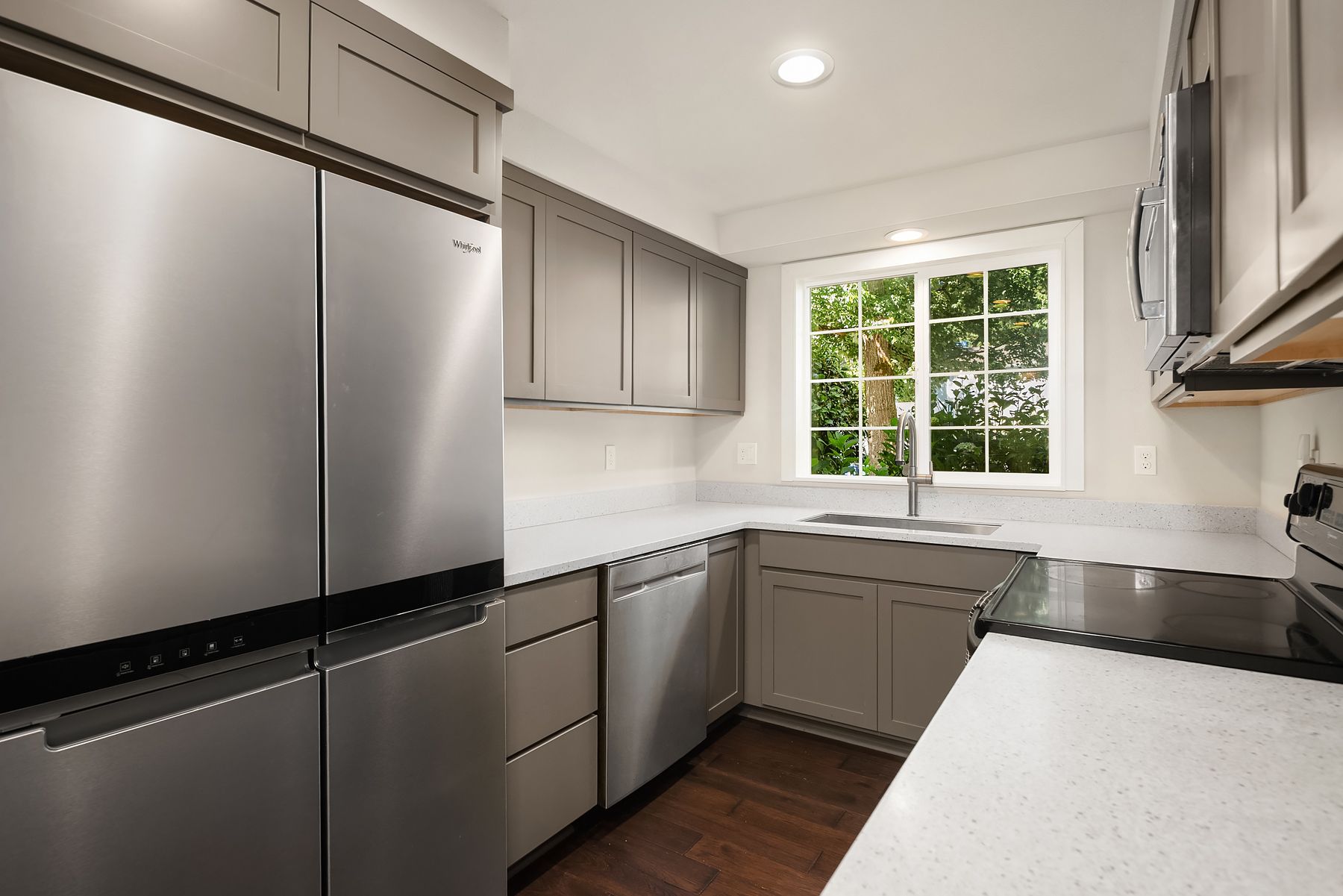  10262 NE 129th Lane, Kirkland, WA 98034 - 物件實景