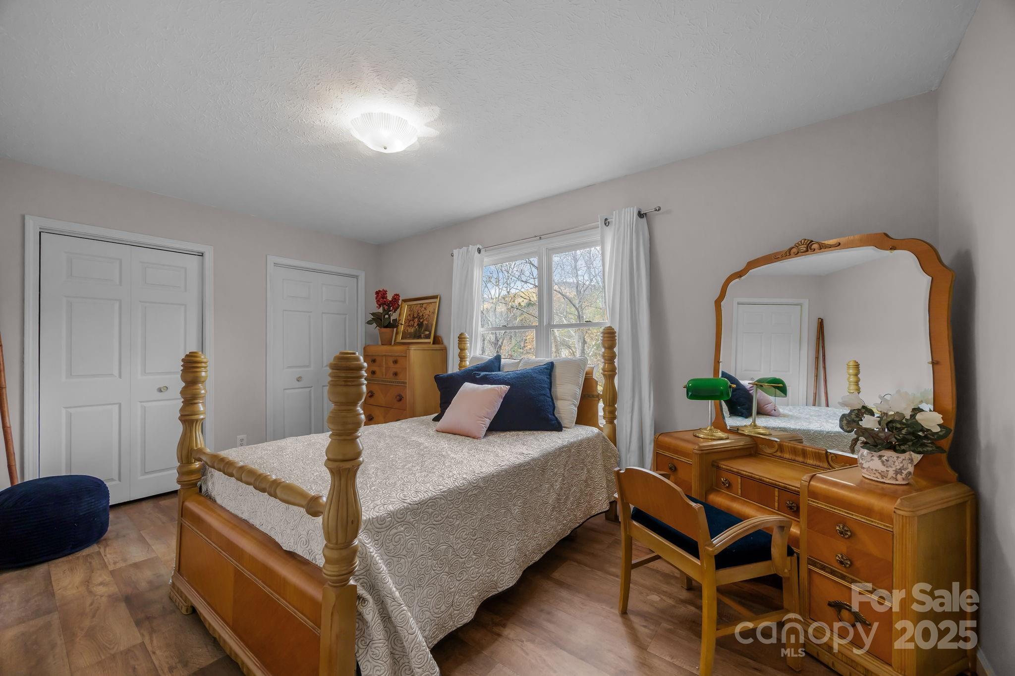 Fairview, North Carolina, 28730, United States, 3 Bedrooms Bedrooms, ,2 BathroomsBathrooms,Residential,For Sale,1991257