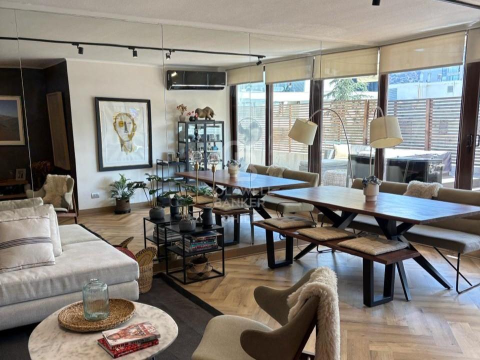 Vitacura, Chile, 3 Bedrooms Bedrooms, ,3 BathroomsBathrooms,Residential,For Sale,1784009