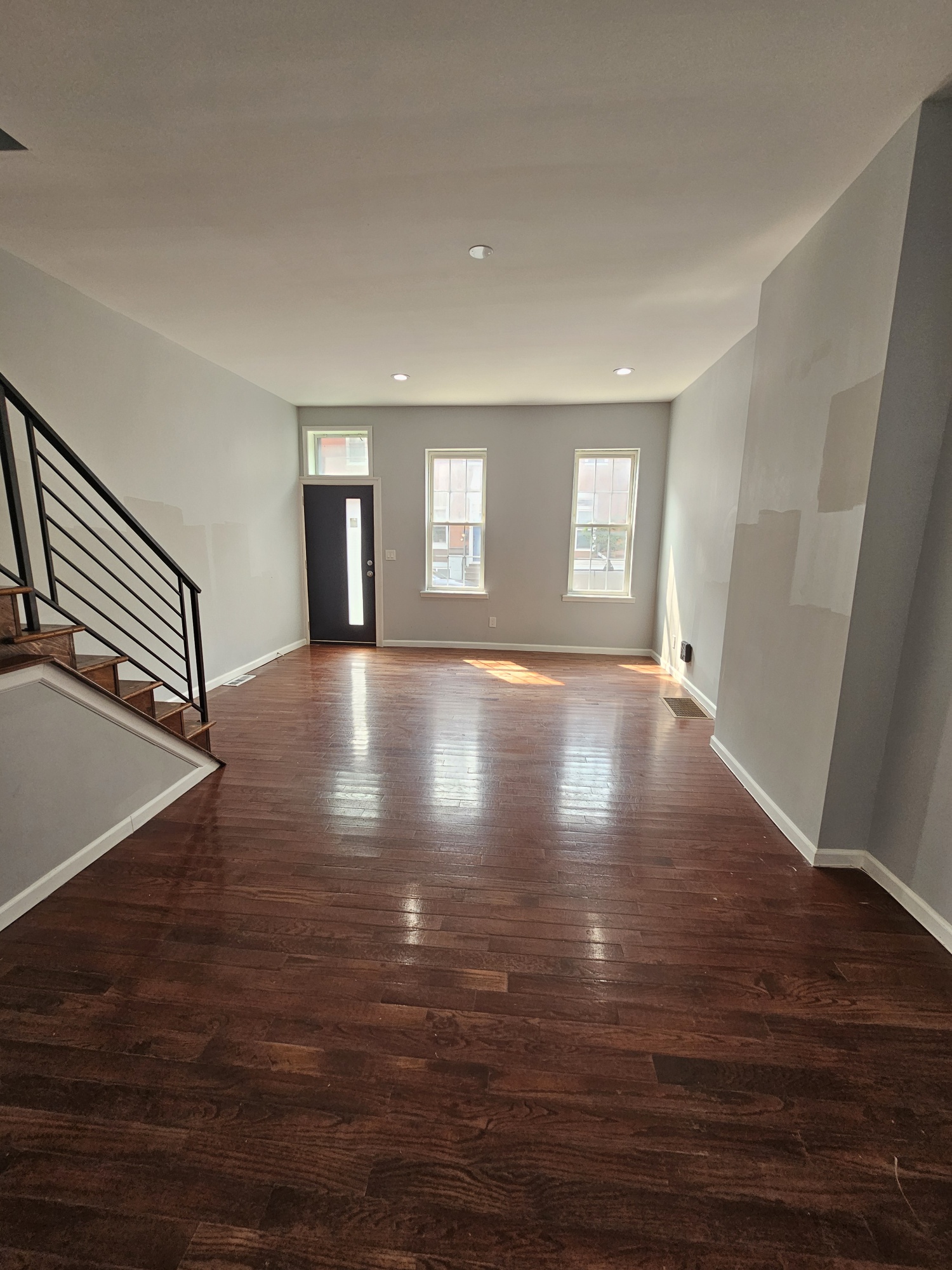 Philadelphia, Pennsylvania, 19145, United States, 4 Bedrooms Bedrooms, ,3 BathroomsBathrooms,Residential,For Sale,1979613