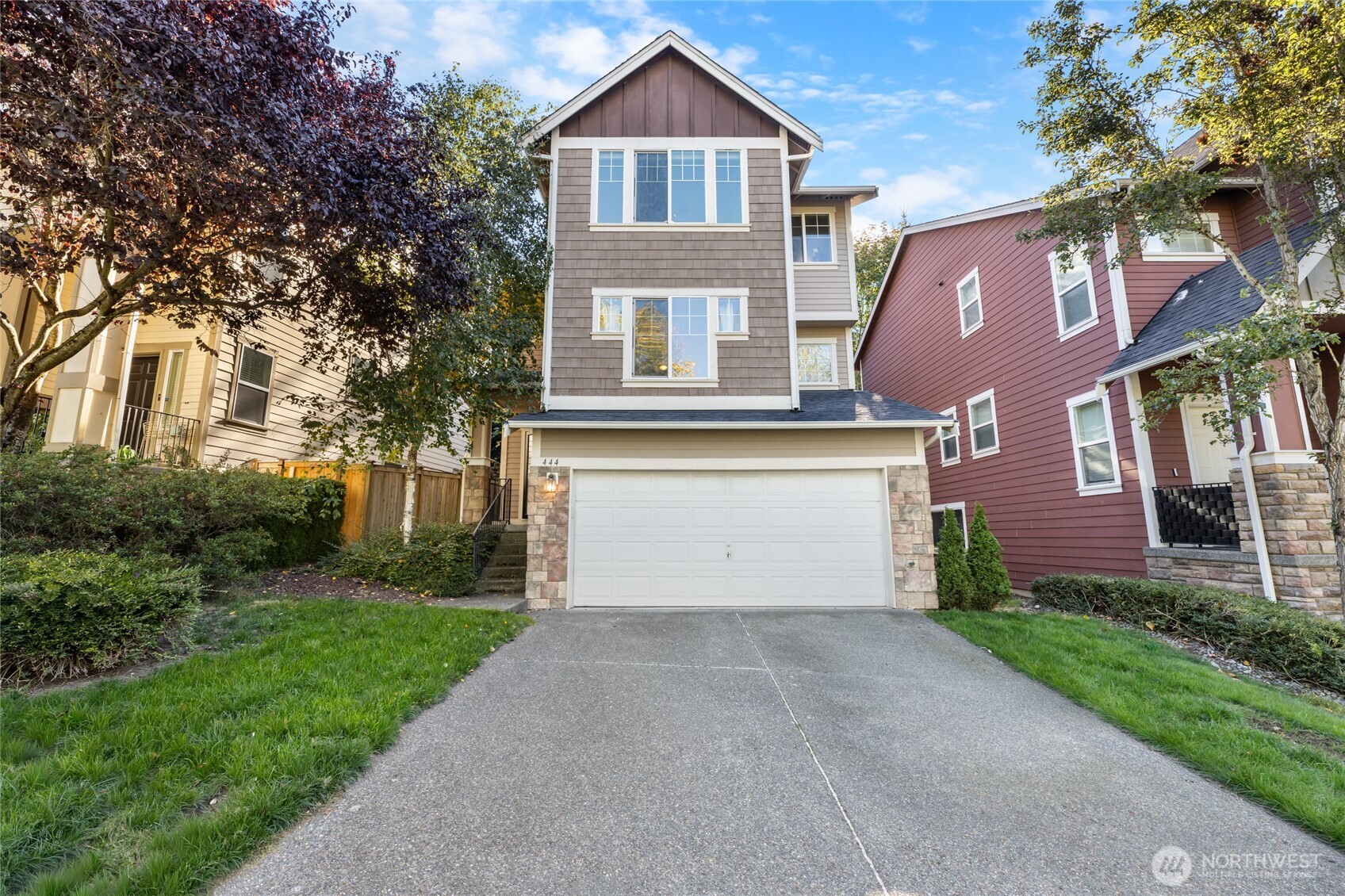 Auburn, Washington, 98092, United States, 4 Bedrooms Bedrooms, ,4 BathroomsBathrooms,Residential,For Sale,1977143