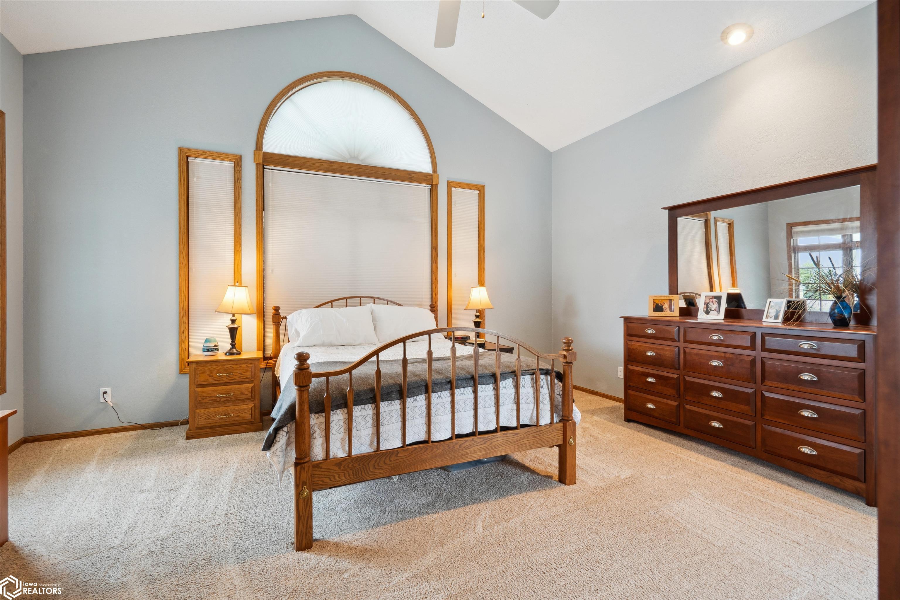 Marshalltown, Iowa, 50158, United States, 4 Bedrooms Bedrooms, ,4 BathroomsBathrooms,Residential,For Sale,1980517