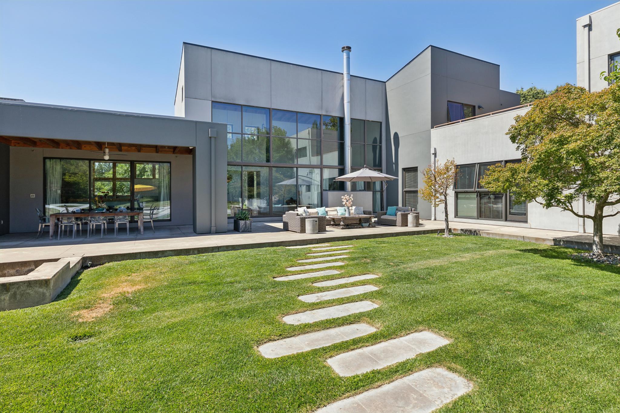 MODERN WINE COUNTRY ESTATE - 物件實景
