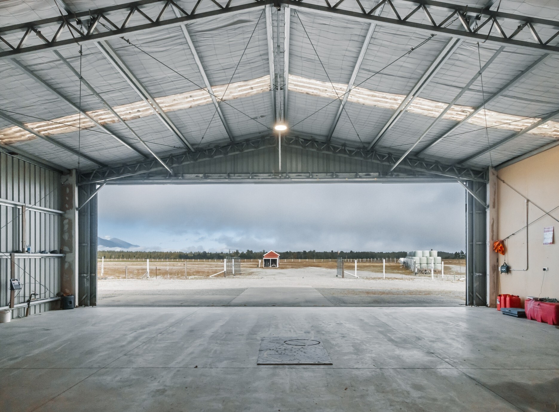  Fly In, Live In, Lease Out - 物件實景