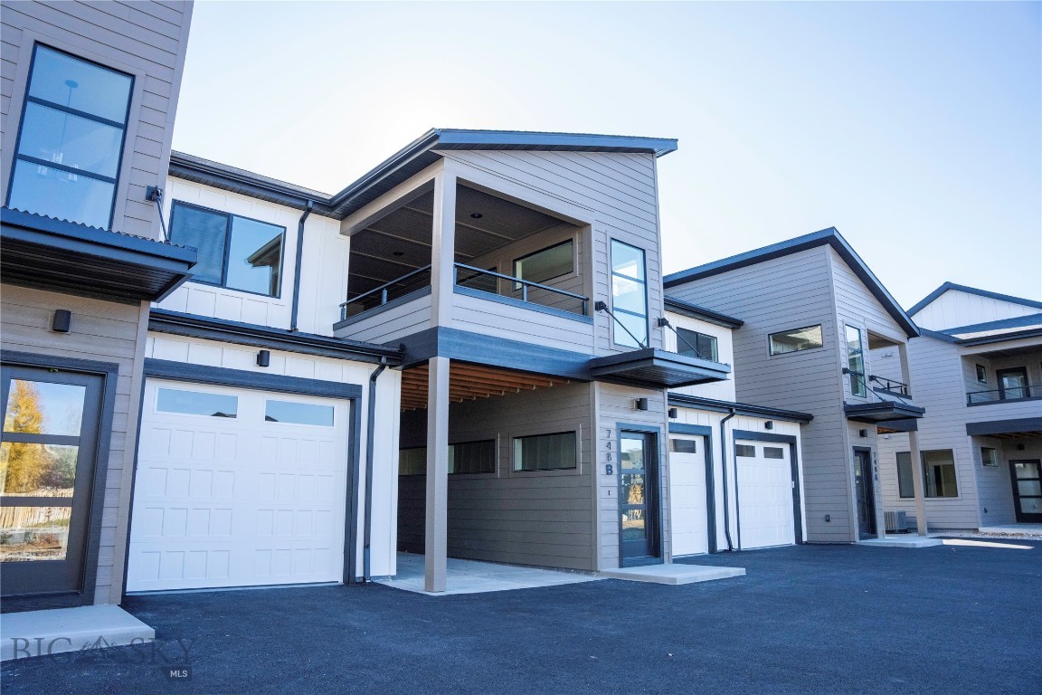 Bozeman, Montana, 59718, United States, 4 Bedrooms Bedrooms, ,2 BathroomsBathrooms,Residential,For Sale,1997451