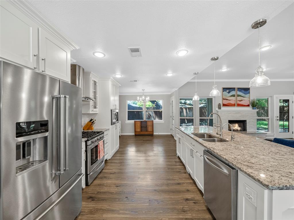 Dallas, Texas, 75229, United States, 3 Bedrooms Bedrooms, ,3 BathroomsBathrooms,Residential,For Sale,1912559