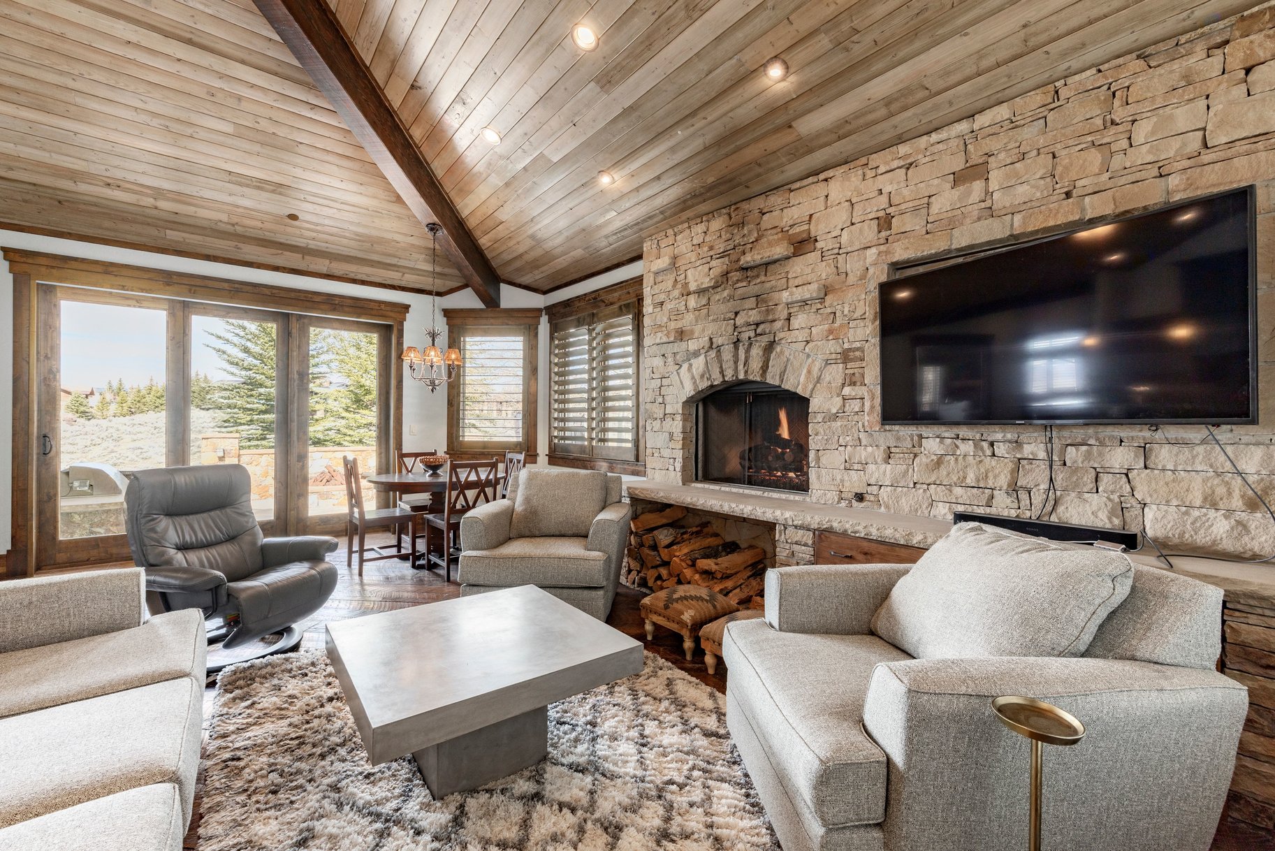  A True Mountain Escape in Promontory with Golf and Ski Views - 物件實景