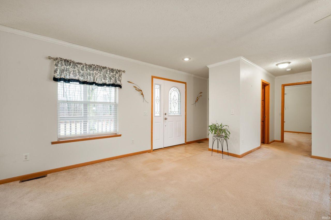 Alexandria, Indiana, 46001, United States, 3 Bedrooms Bedrooms, ,2 BathroomsBathrooms,Residential,For Sale,1728974
