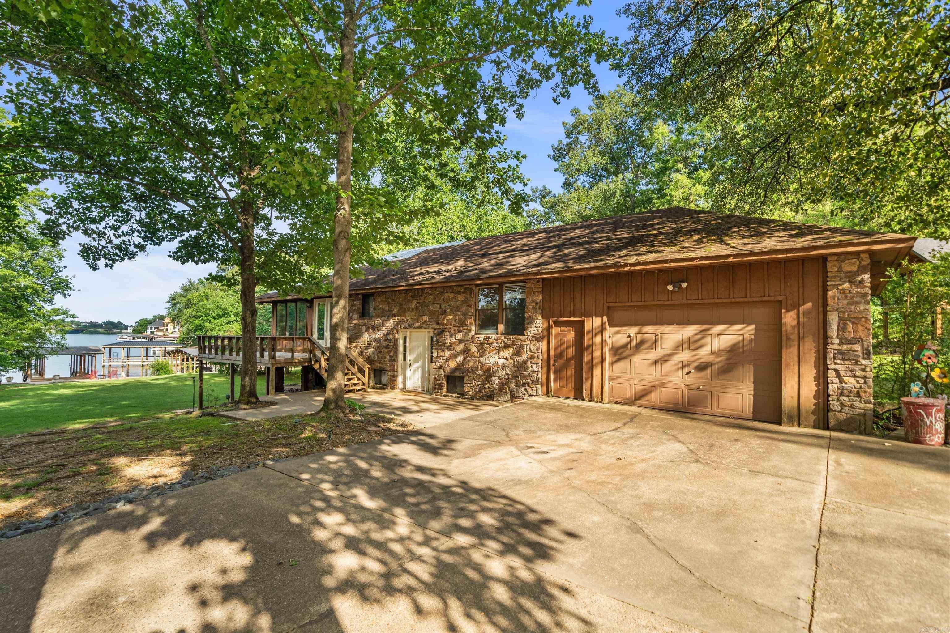 Hot Springs, Arkansas, 71913, United States, 8 Bedrooms Bedrooms, ,6 BathroomsBathrooms,Residential,For Sale,1826184