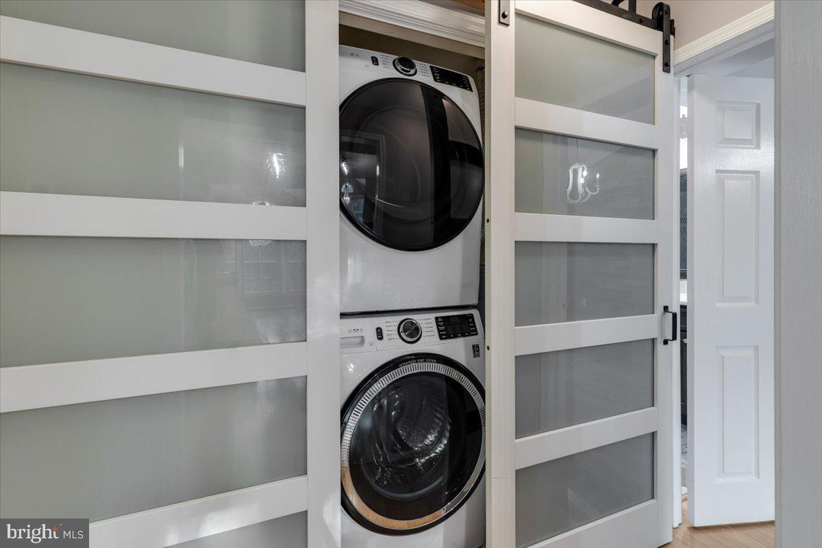 Reston, Virginia, 20194, United States, 3 Bedrooms Bedrooms, ,3 BathroomsBathrooms,Residential,For Sale,1989486