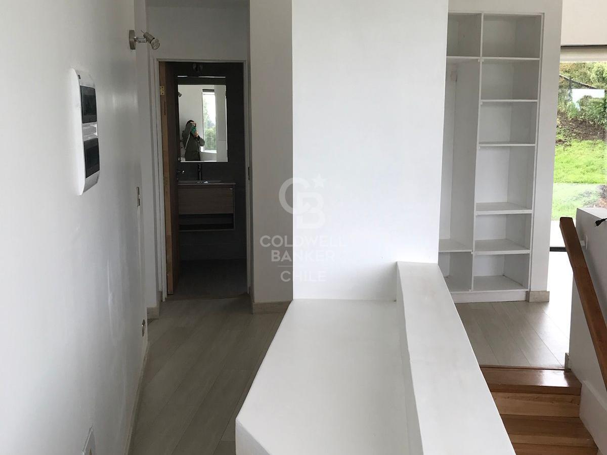 Frutillar, Chile, 3 Bedrooms Bedrooms, ,2 BathroomsBathrooms,Residential,For Sale,1947615