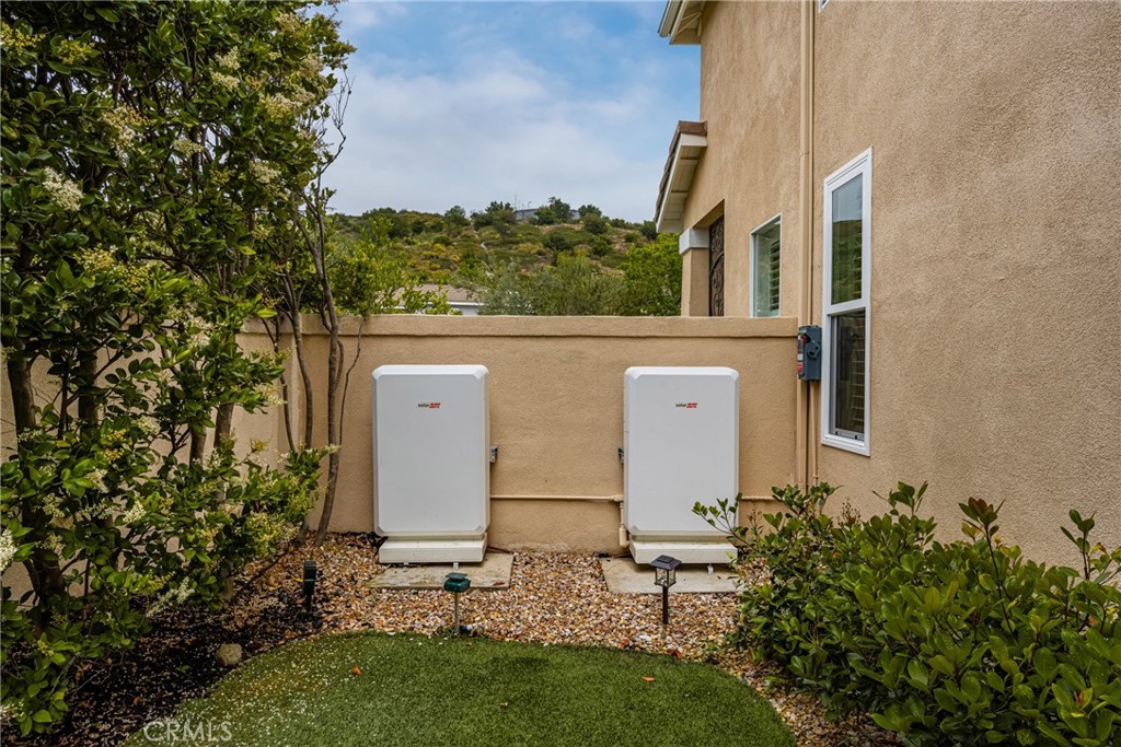 Lake Forest, California, 92610, United States, 6 Bedrooms Bedrooms, ,3 BathroomsBathrooms,Residential,For Sale,1850391