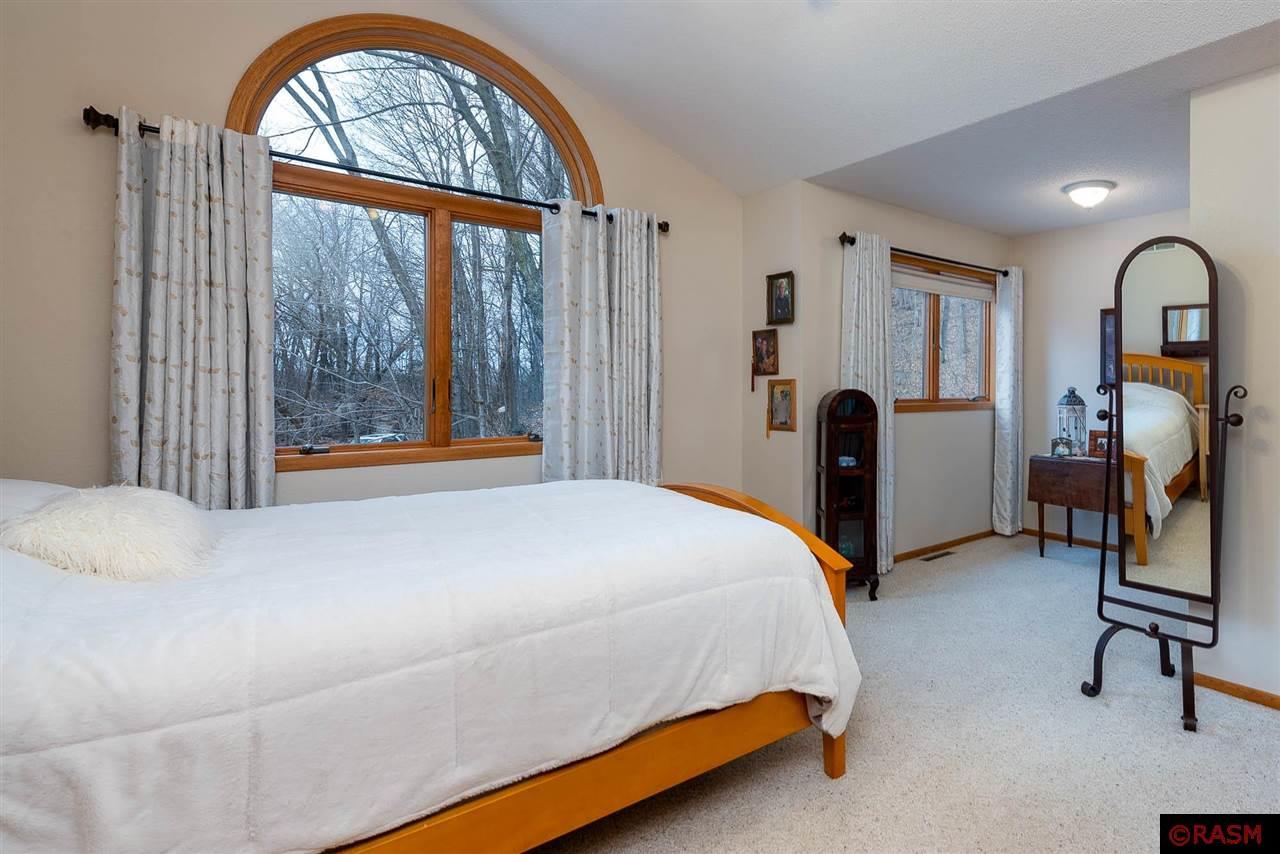 Mankato, Minnesota, 56001, United States, 4 Bedrooms Bedrooms, ,3 BathroomsBathrooms,Residential,For Sale,1841508