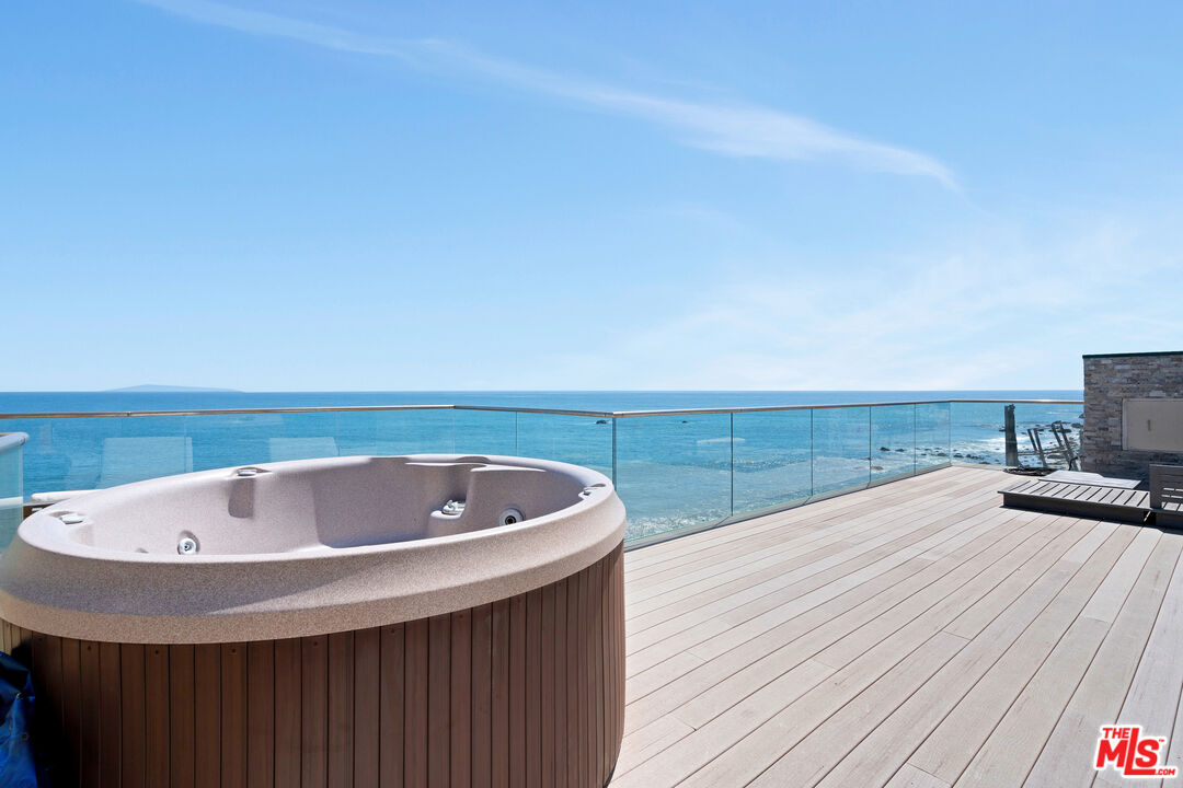 Malibu, California, 90265, United States, 3 Bedrooms Bedrooms, ,3 BathroomsBathrooms,Residential,For Sale,2002033