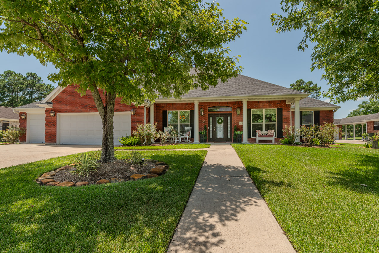 Beaumont, Texas, 77707, United States, 4 Bedrooms Bedrooms, ,Residential,For Sale,1941725