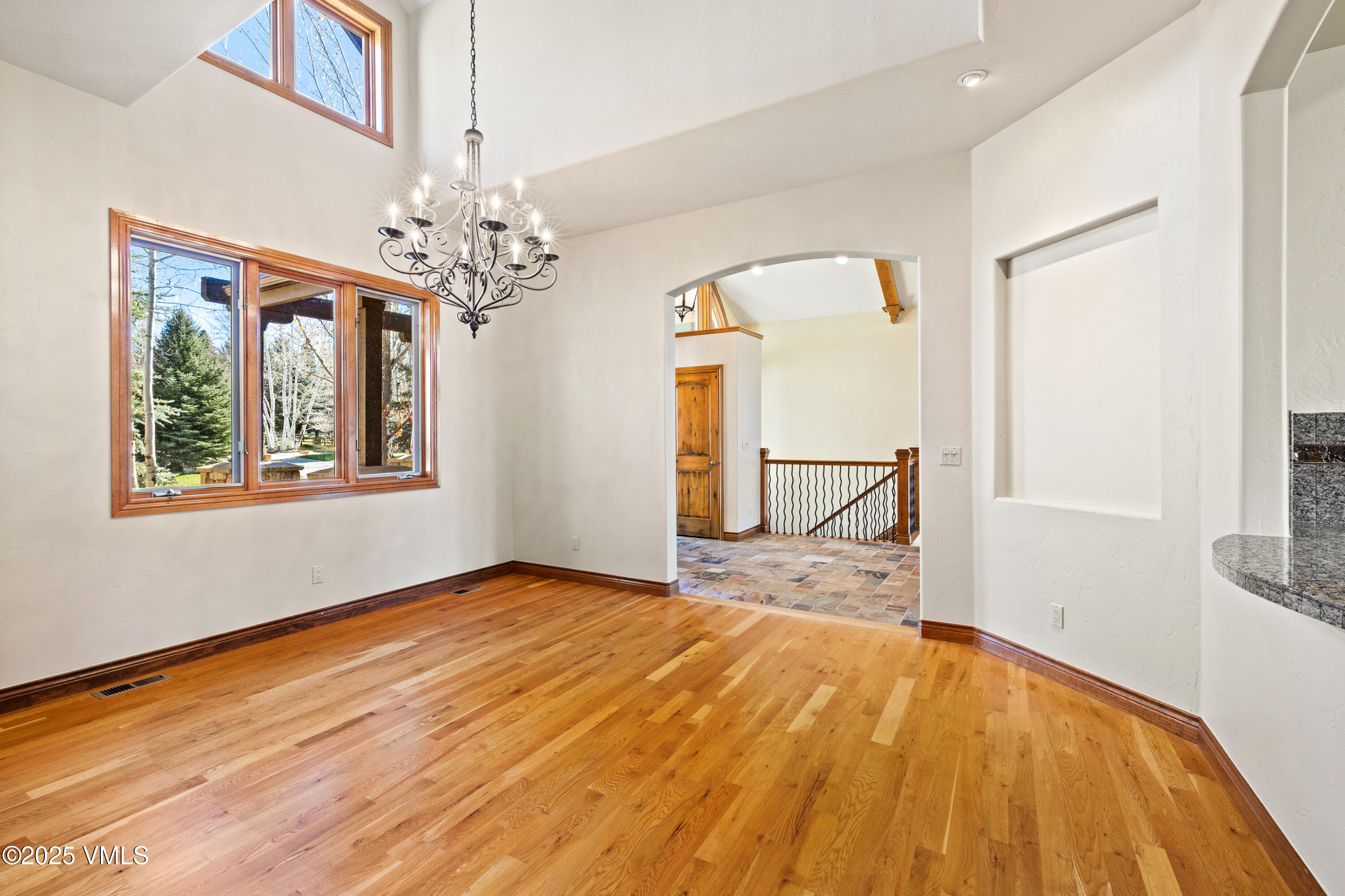 Gypsum, Colorado, 81637, United States, 6 Bedrooms Bedrooms, ,5 BathroomsBathrooms,Residential,For Sale,1987676