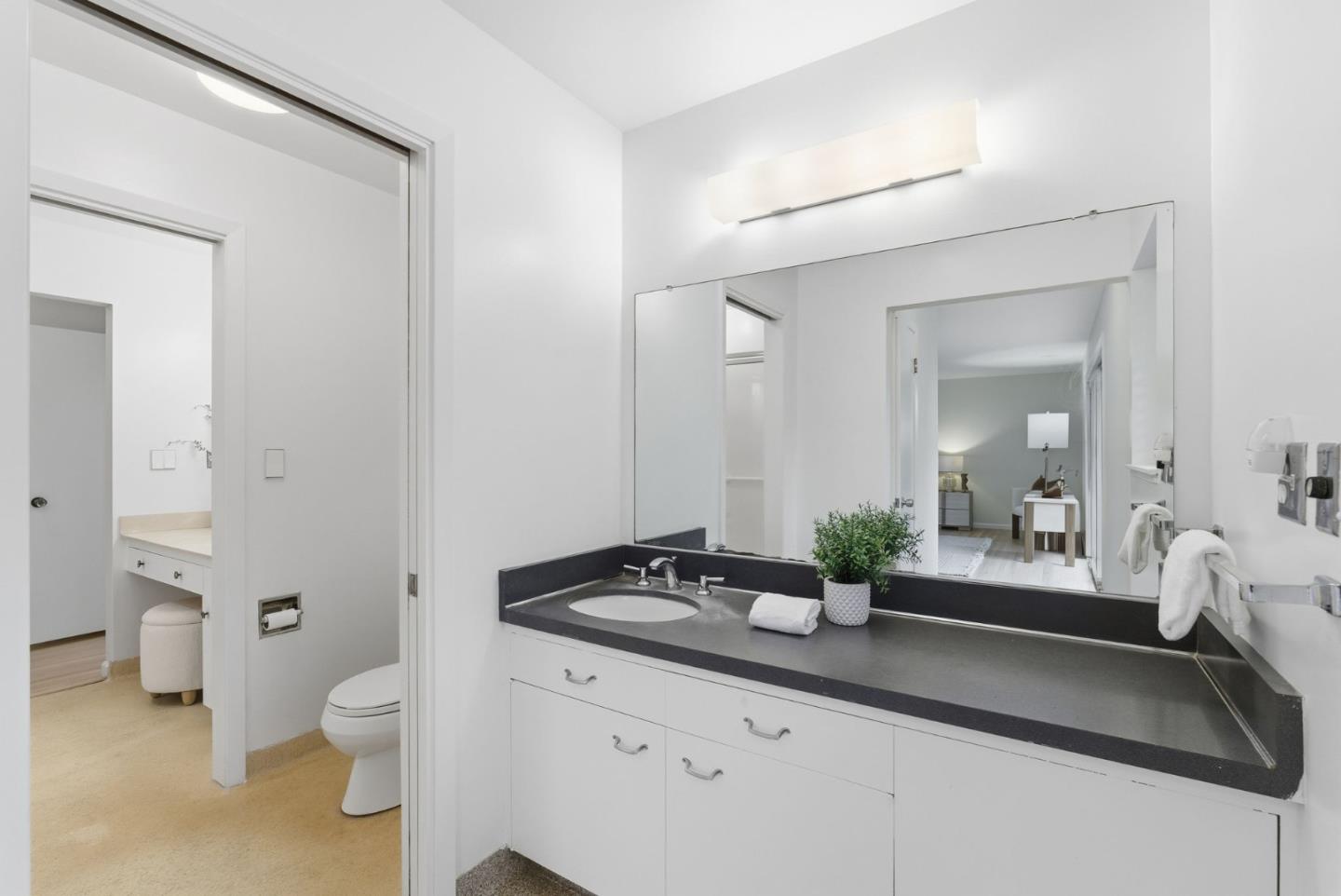 Millbrae, California, 94030, United States, 4 Bedrooms Bedrooms, ,3 BathroomsBathrooms,Residential,For Sale,1989349