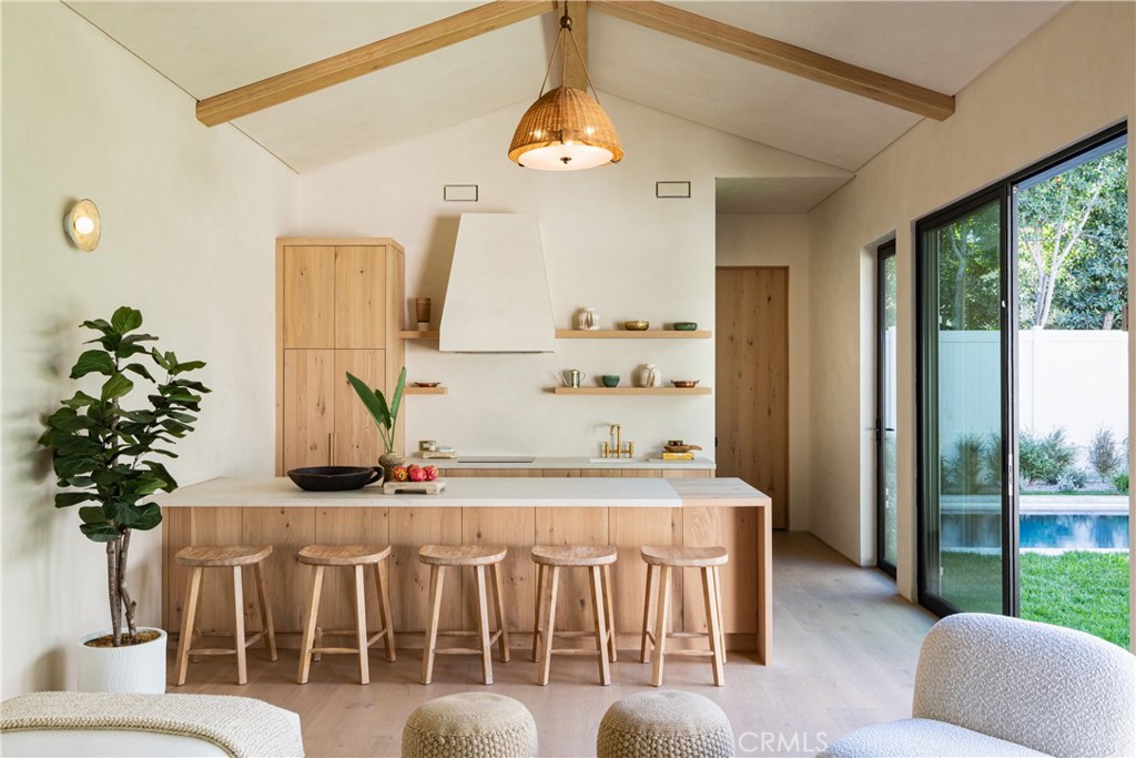 Sherman Oaks, California, 91423, United States, 6 Bedrooms Bedrooms, ,7 BathroomsBathrooms,Residential,For Sale,1990929