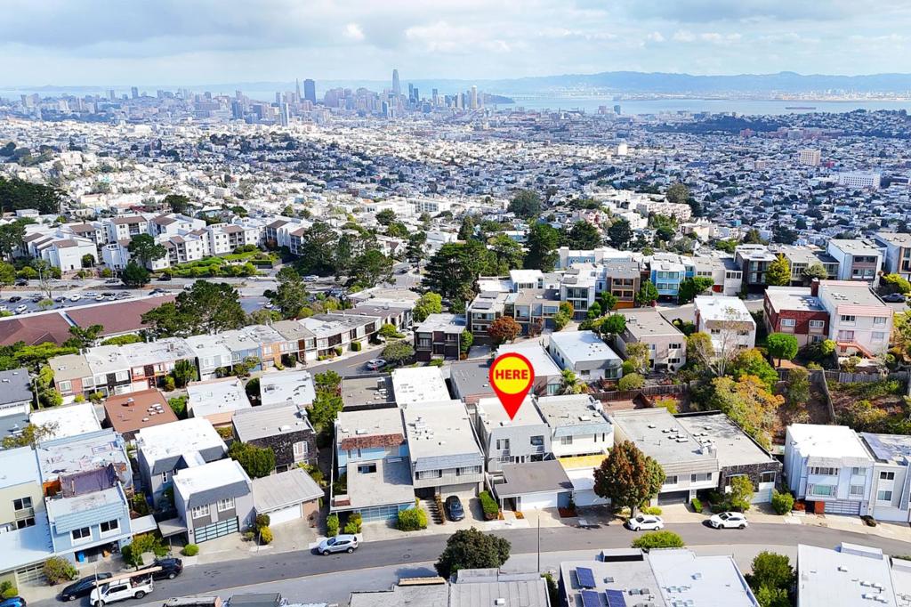 San Francisco, California, 94131, United States, 3 Bedrooms Bedrooms, ,3 BathroomsBathrooms,Residential,For Sale,1974039