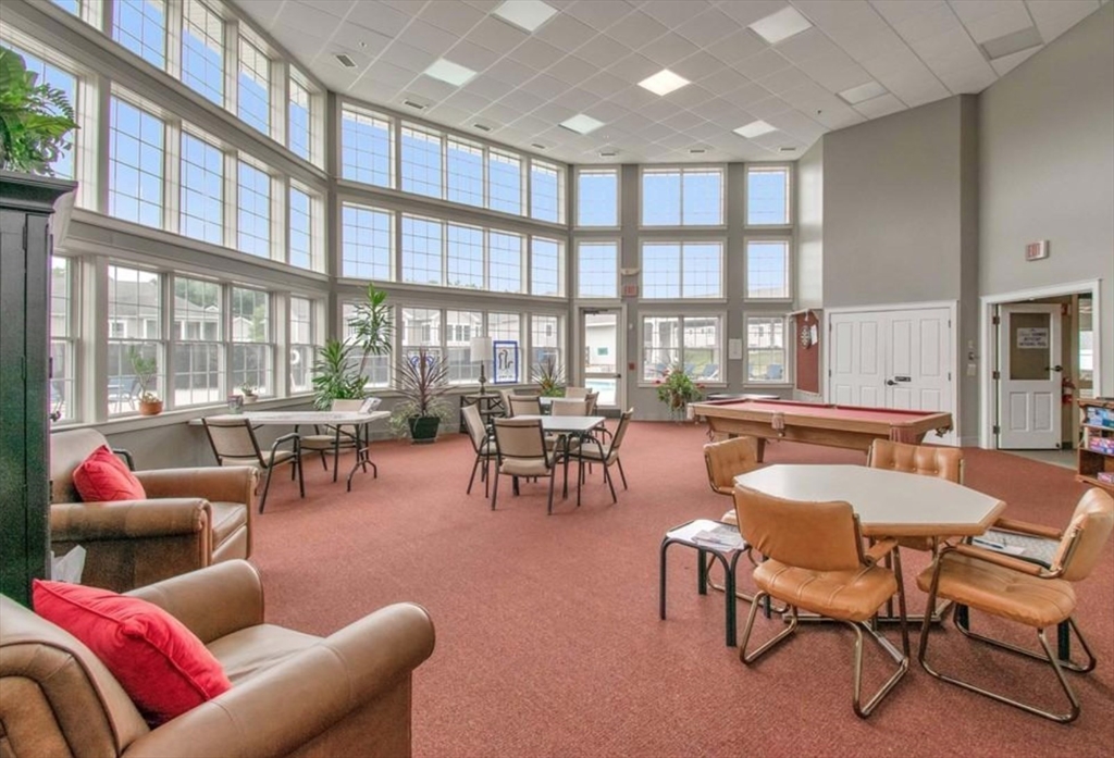 Wilbraham, Massachusetts, 01095, United States, 2 Bedrooms Bedrooms, ,2 BathroomsBathrooms,Residential,For Sale,1987611