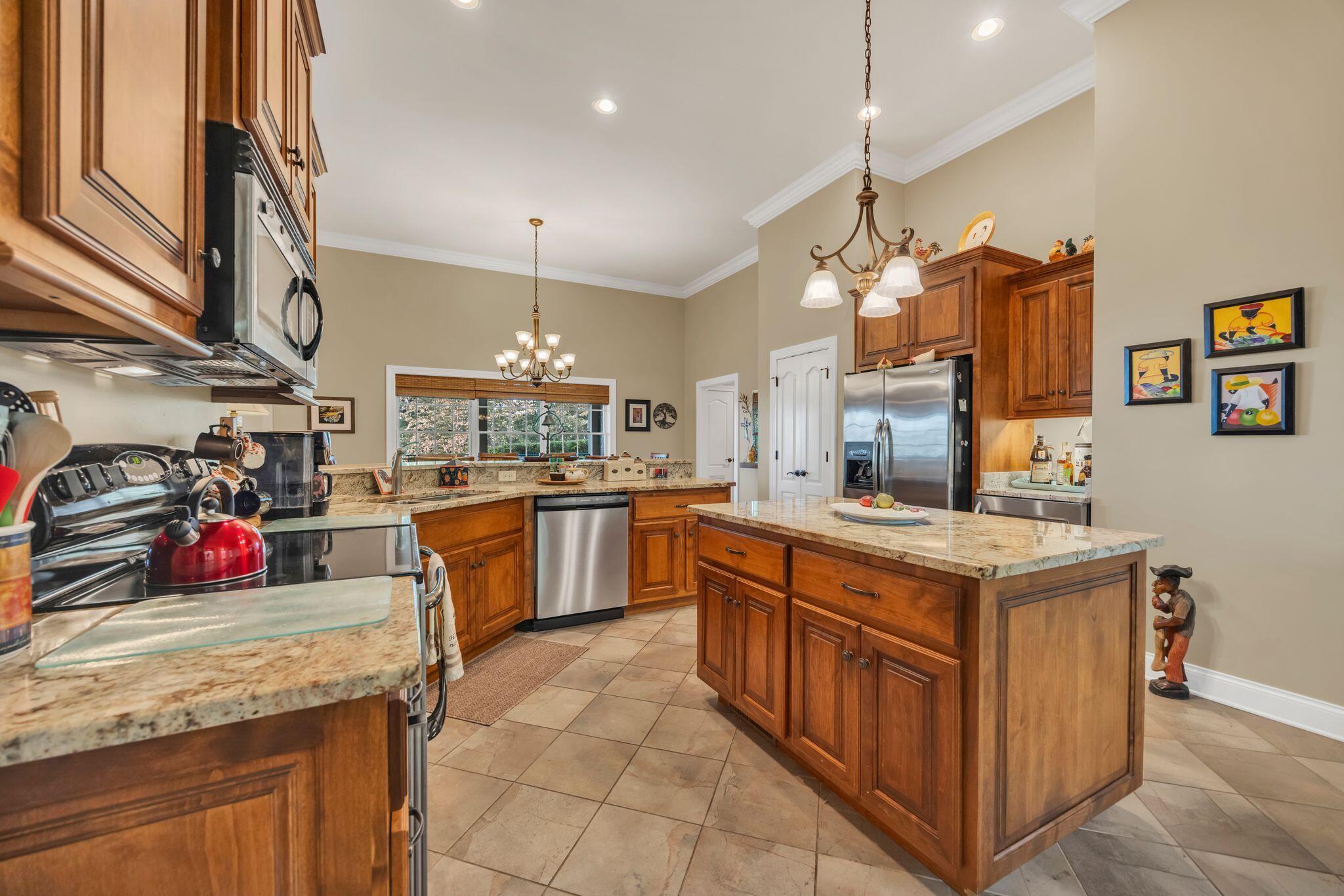 Rising Fawn, Georgia, 30738, United States, 3 Bedrooms Bedrooms, ,5 BathroomsBathrooms,Residential,For Sale,1982242