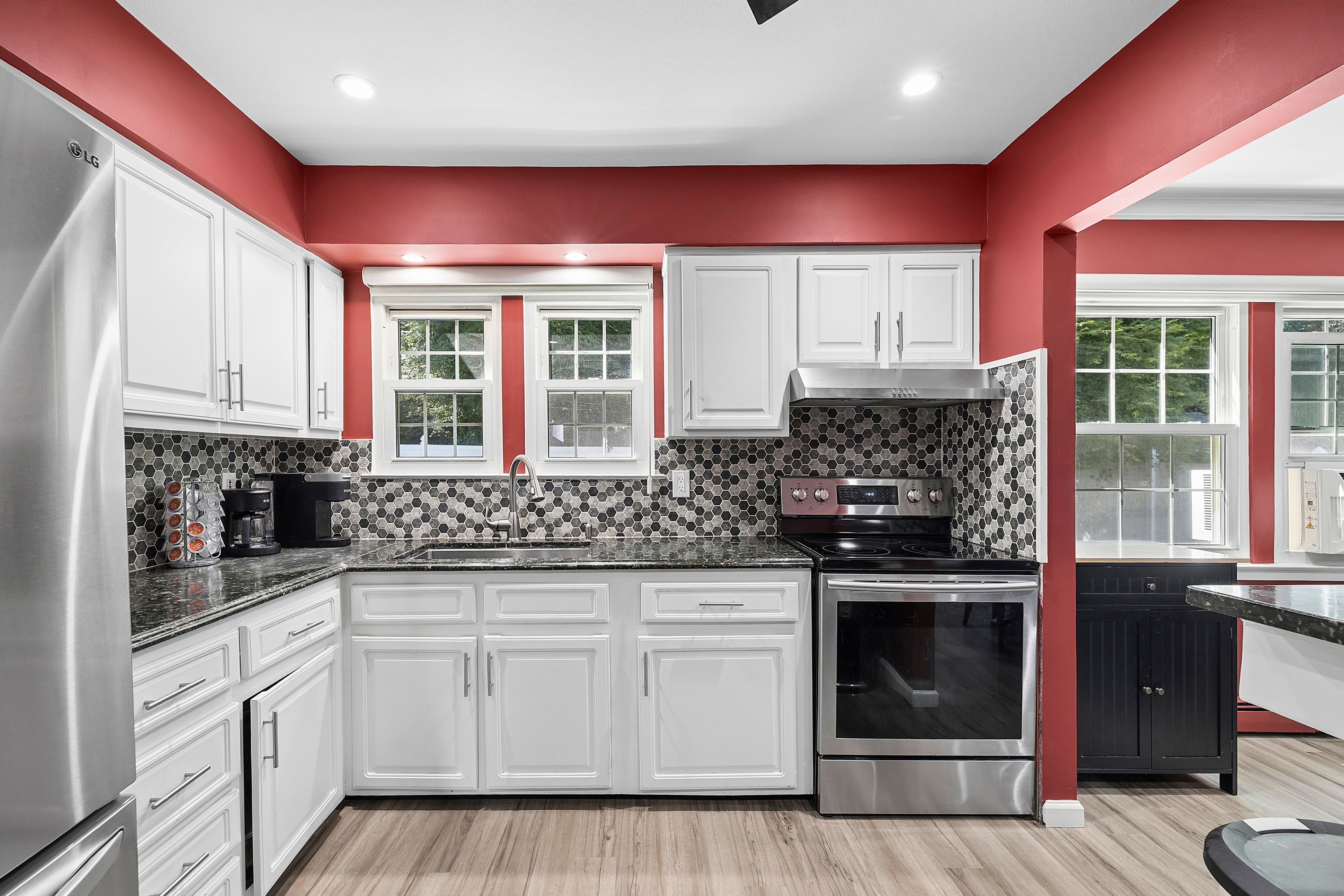  17 Harmony Lane, Glen Cove, NY, 11542 - 物件實景
