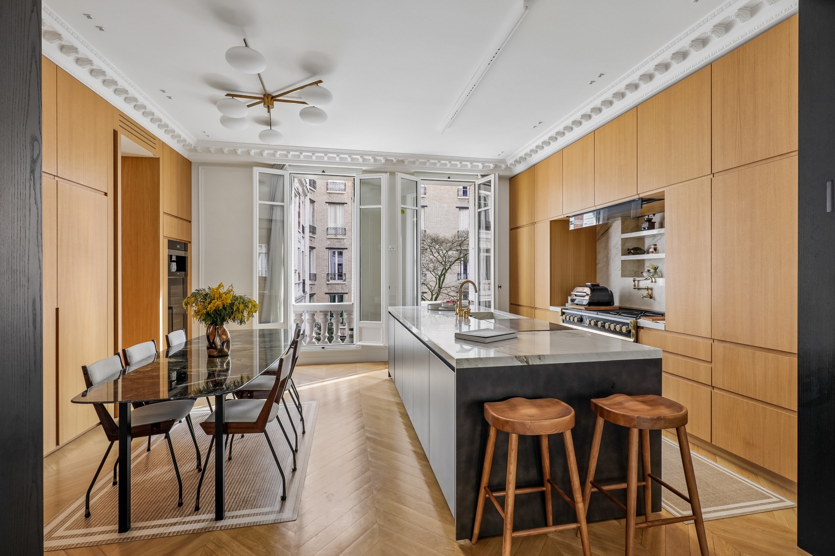  A magnificent Haussmann-style apartment renovated by a renowned architect - 物件實景